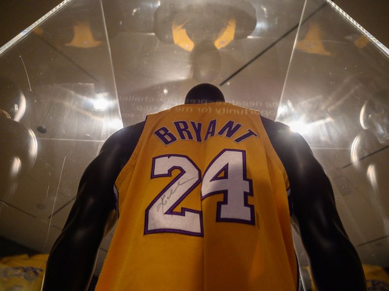 Iconic Kobe Bryant jersey sells for 5.8 mn at auction Bukedde Online Amawulire